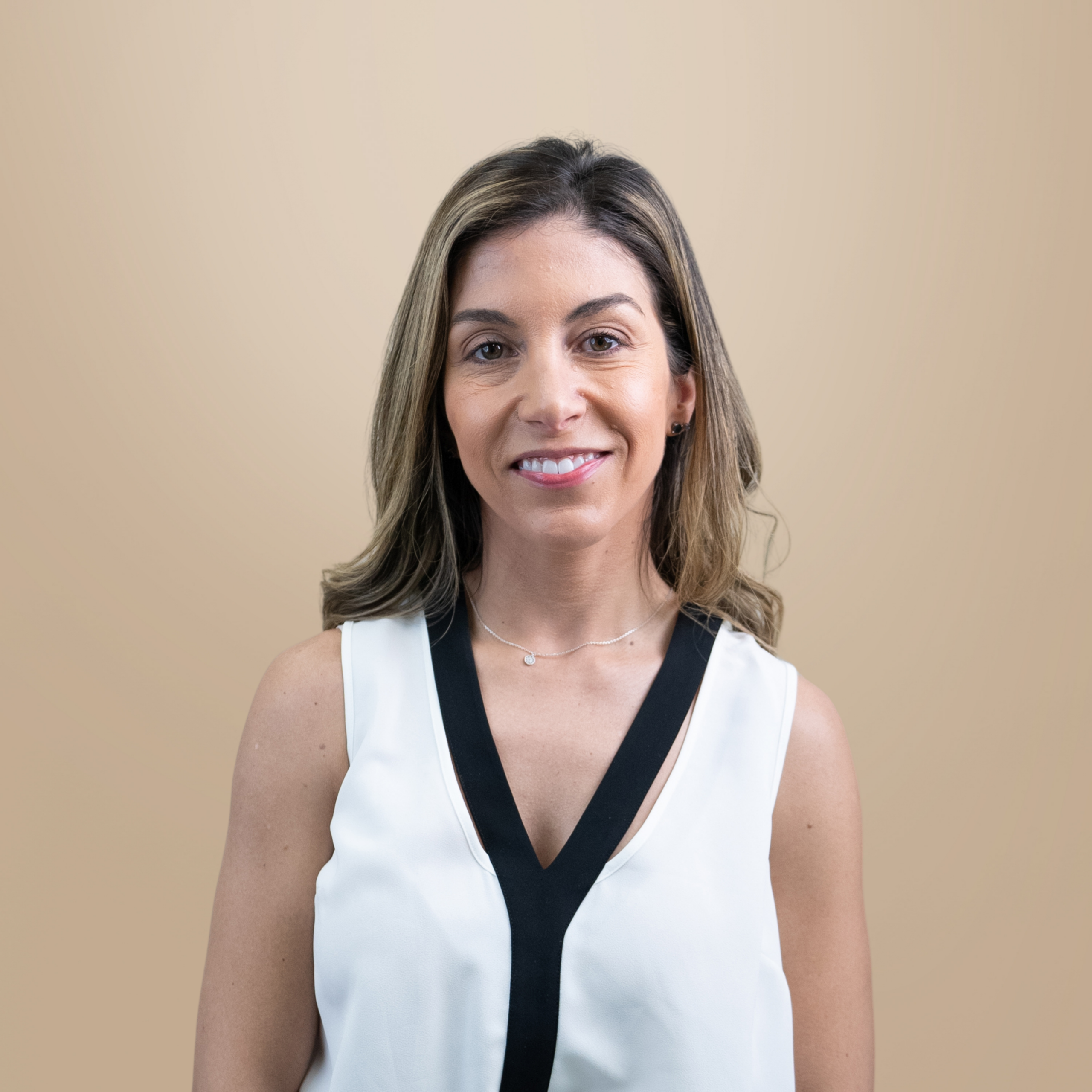 Dr Josefina Guimaraes